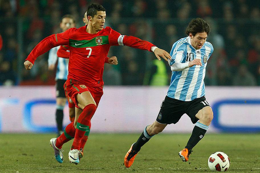 Cristiano Ronaldo, Lionel Messi.