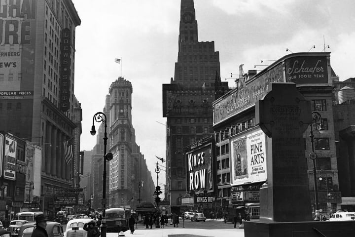 Street View Of Broadway At 46Th Street