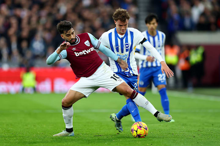 Lucas Paqueta, Mats Wever
