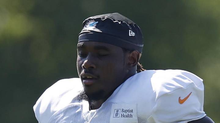 Miami Dolphins center Aaron Brewer