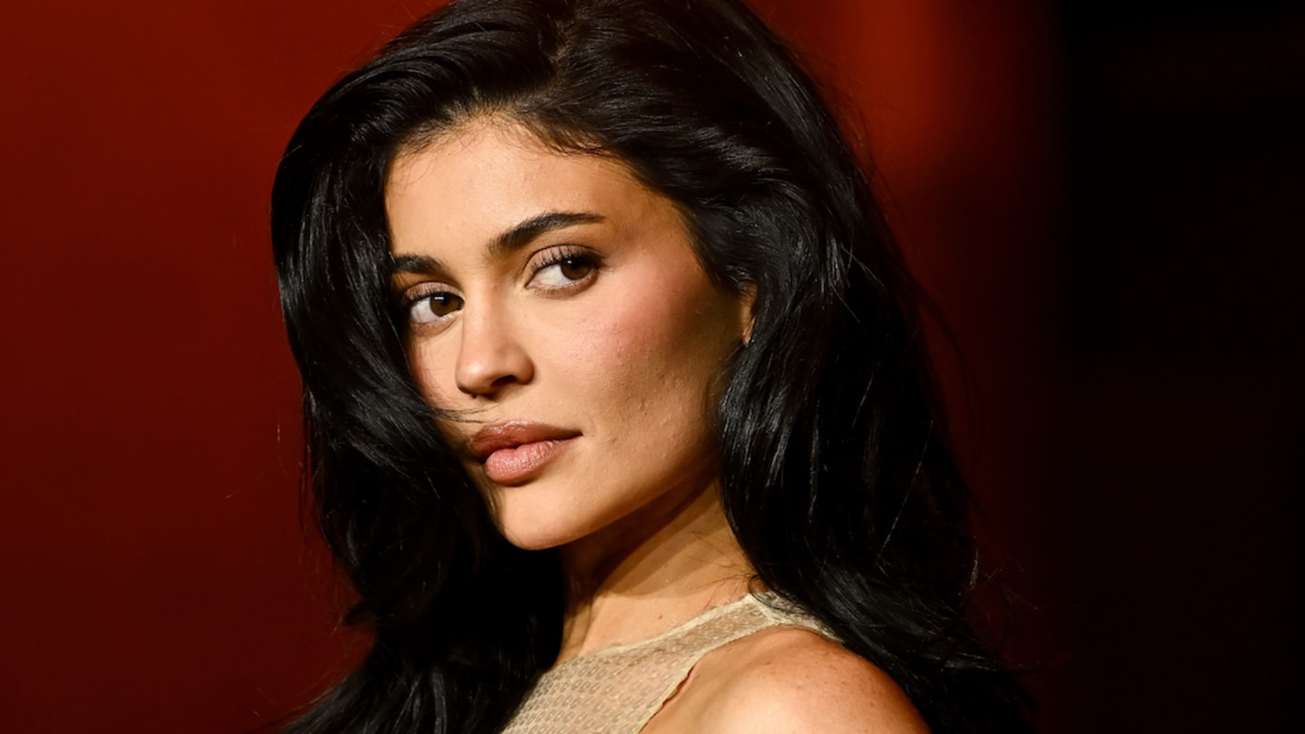 Kylie Jenner Rocks Retro Fashion for Popular Designer Brand’s Latest Campaign