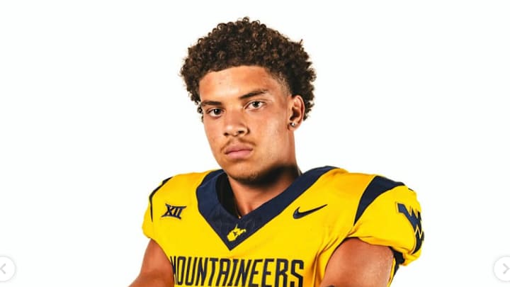 WR Robert Stith Commits to WVU WR Robert Stith Commits to WVU