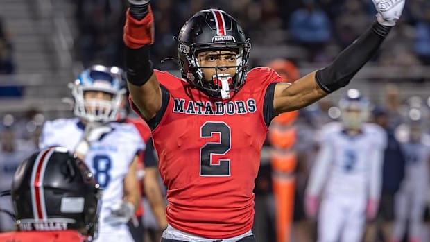 Mount Miguel (CA) 2026 five-star athlete Brandon Arrington