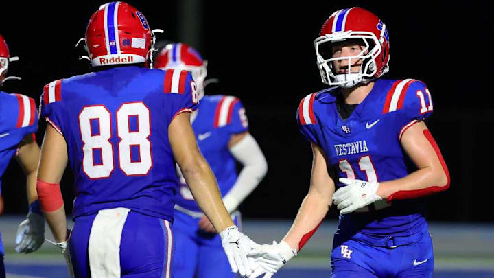 It was truly a team effort, as Vestavia Hills dominated No. 3 Auburn to move to 2-0 on Thursday, Aug. 28, 2025. It was truly a team effort, as Vestavia Hills dominated No. 3 Auburn to move to 2-0 on Thursday, Aug. 28, 2025.