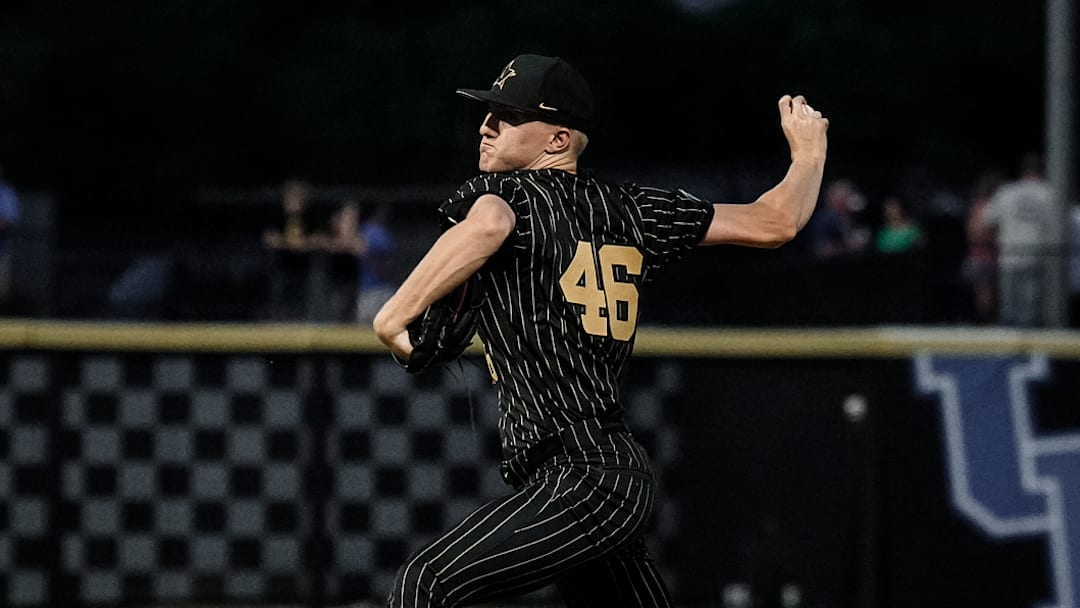 Tyler Baird of Vanderbilt baseball pitches against Kentucky