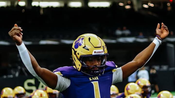 Edna Karr had good reason to celebrate at the Mercedes Benz Superdome this past week, finishing the 2024 season as an undefeated state champion and the No. 1 team in the Final 2024 Top 25 Louisiana High School Football Rankings.