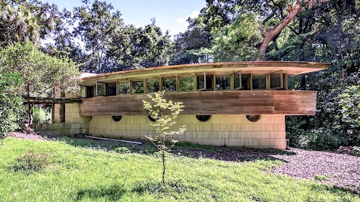 Frank Lloyd Wright’s Spring House is designed in his atypical "hemicycle" style and resembles a ship.
