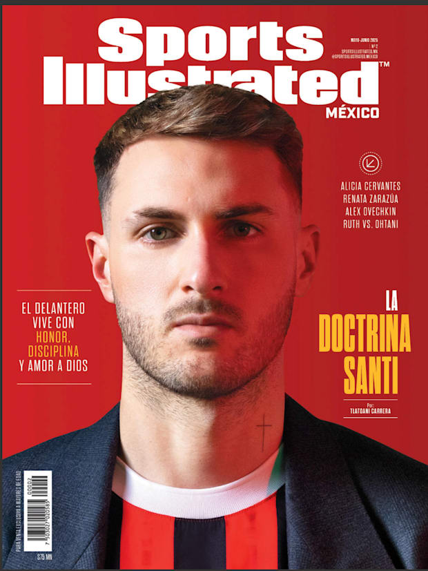 Santiago Gimenez, delantero de Milan