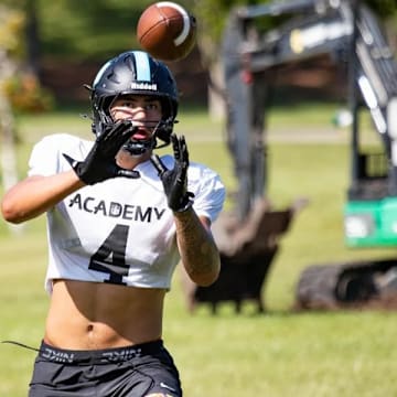 Tennessee 2026 tight end commit Luca Wolf