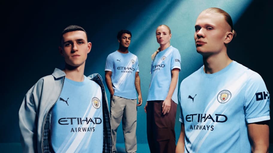 Man City's sash is back.