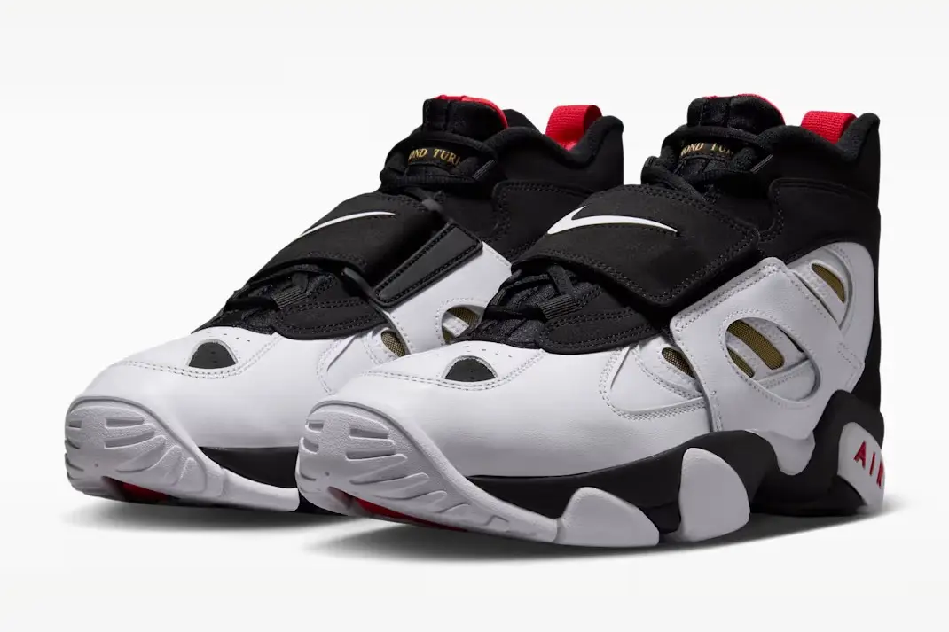 Deion Sanders' Nike Air Diamond Turf 2 