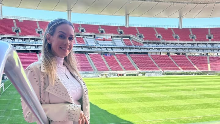 Nelly Simón es la primera directora deportiva en la Liga MX femenil.