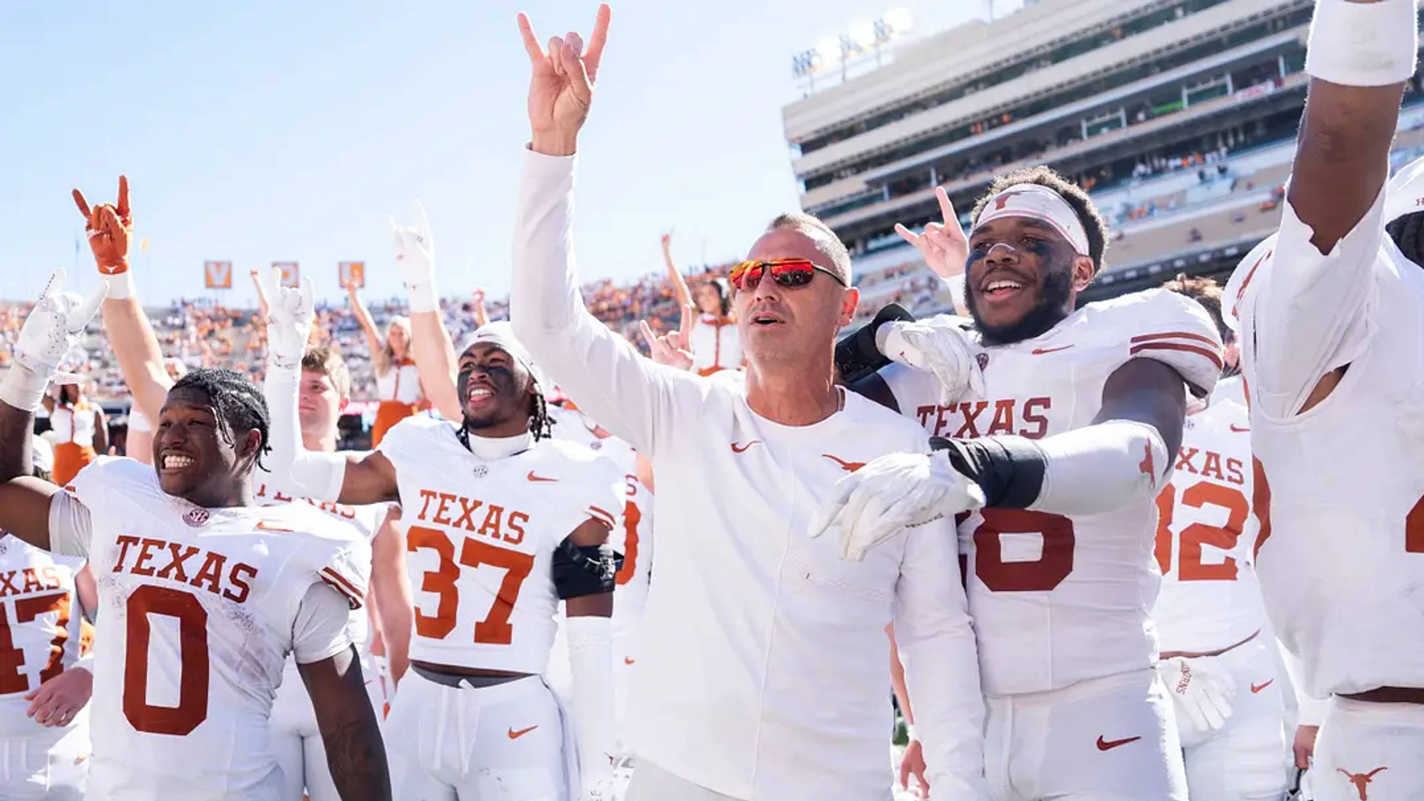 Oklahoma Doesn't Care That Texas Is No. 1 and That's What Makes Saturday Dangerous