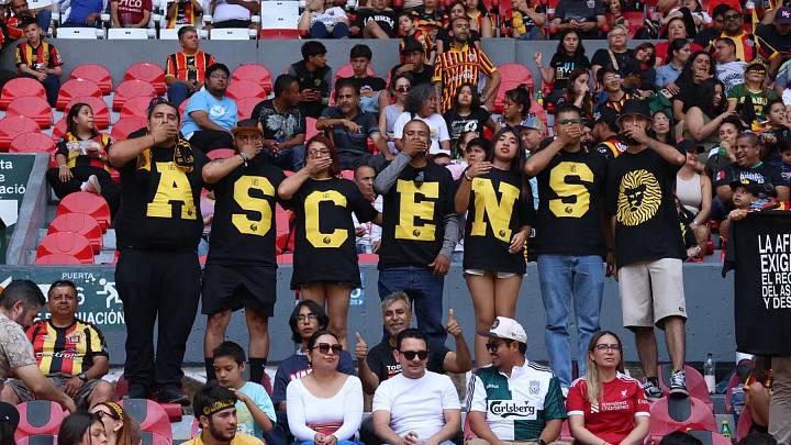 El tema del ascenso y descenso en el futbol mexicano ha llegado hasta el Senado de la República. El tema del ascenso y descenso en el futbol mexicano ha llegado hasta el Senado de la República.