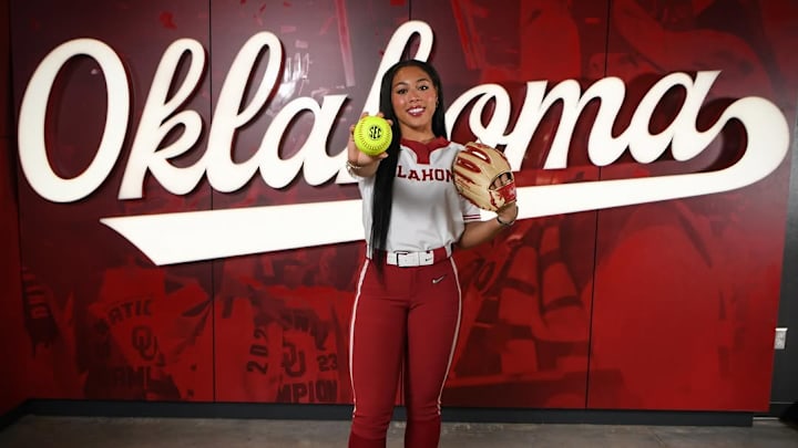 Oklahoma softball commit Finlee Williams Oklahoma softball commit Finlee Williams
