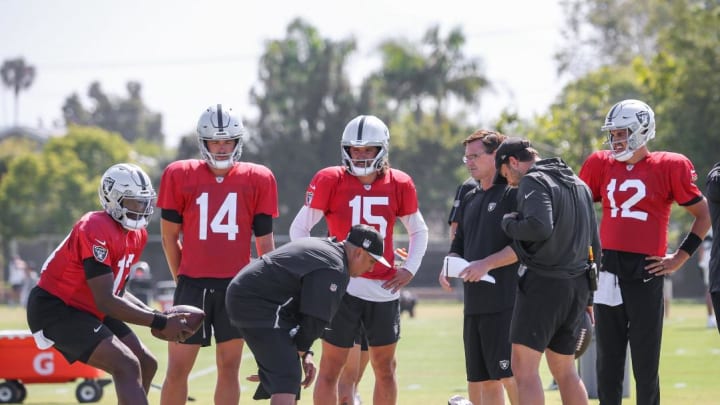 Las Vegas Raiders Quarterbacks