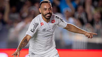 Santos vence Atlético-MG pelo Brasileirão 2026