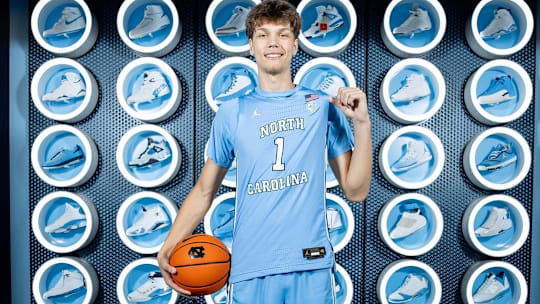 Niko Bundalo has received his scholarship release from the UW.