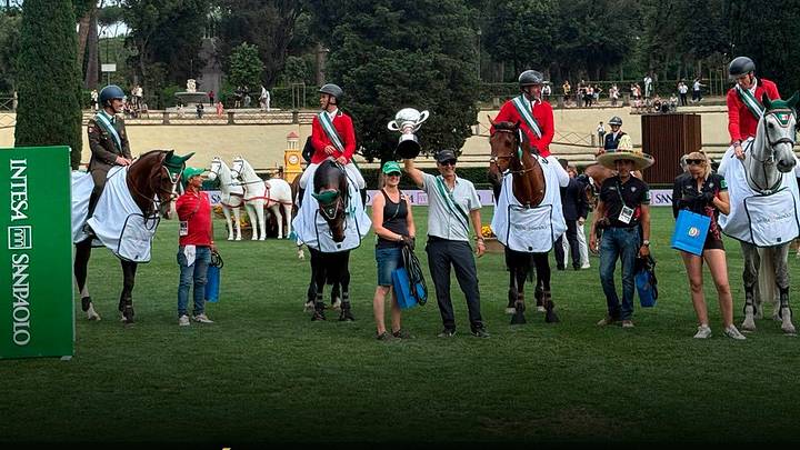 El equipo mexicano de salto se proclamó campeón en la Copa de Naciones CSIO Piazza di Siena, logrando un triunfo histórico: primer oro desde 1948. El equipo mexicano de salto se proclamó campeón en la Copa de Naciones CSIO Piazza di Siena, logrando un triunfo histórico: primer oro desde 1948.