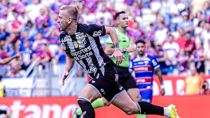 Pedro Henrique, atacante do Ceará em 2025