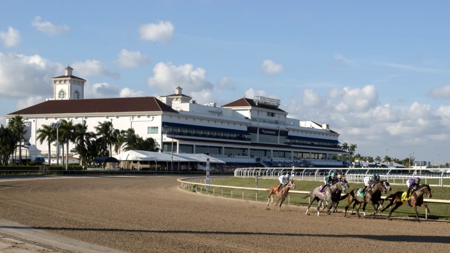 Smarty Jones Inducted into National Horse Racing Hall of Fame in Pennsylvania