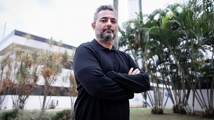 Alexandre Mattos foi apresentado como novo diretor do Santos Alexandre Mattos foi apresentado como novo diretor do Santos