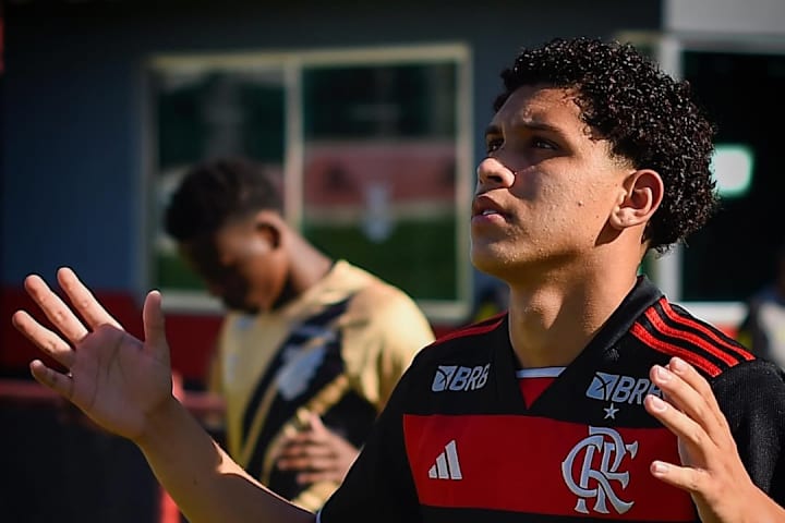 Lucas Vieira jogador do Flamengo