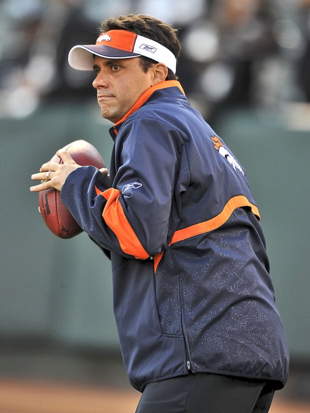 Fisch was the receivers coach with the Broncos in 2008.