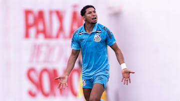 Ex-Athletico, Rony fez gol no último final de semana pelo Paulistão