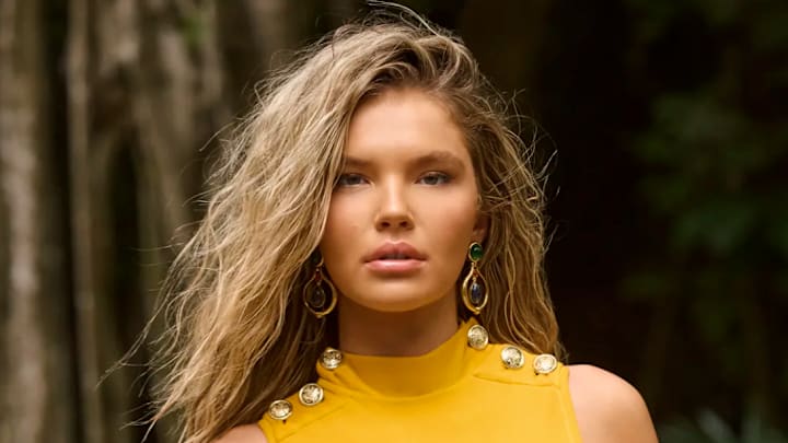 Ellie Thumann was photographed by Yu Tsai in Mexico. Ellie Thumann was photographed by Yu Tsai in Mexico.