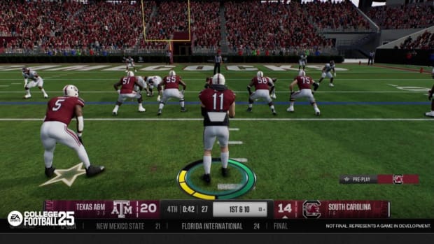 EA College Football 25 Gameplay of Williams-Brice Stadium