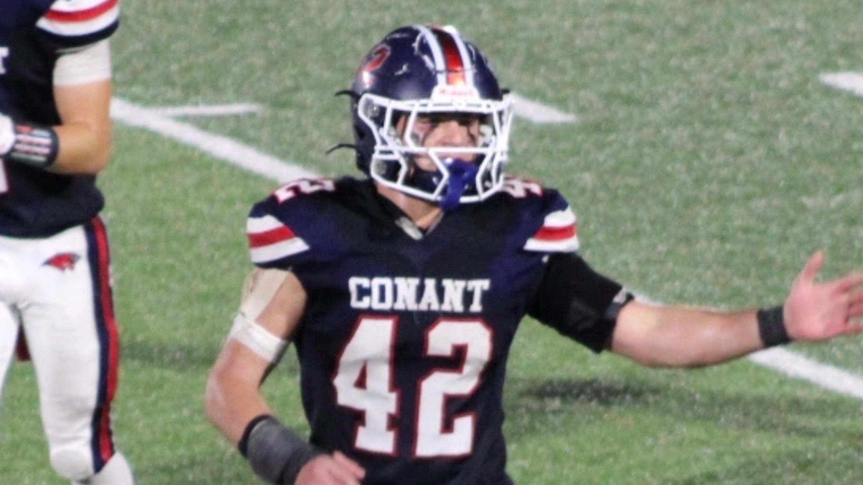 Jackson Spizzirri Scores Five Touchdowns as Conant Football Beats Schaumburg