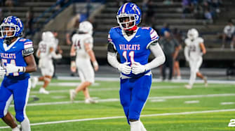 Baylor Commit, Jamarion Carlton, runs off the field in game earlier this season.