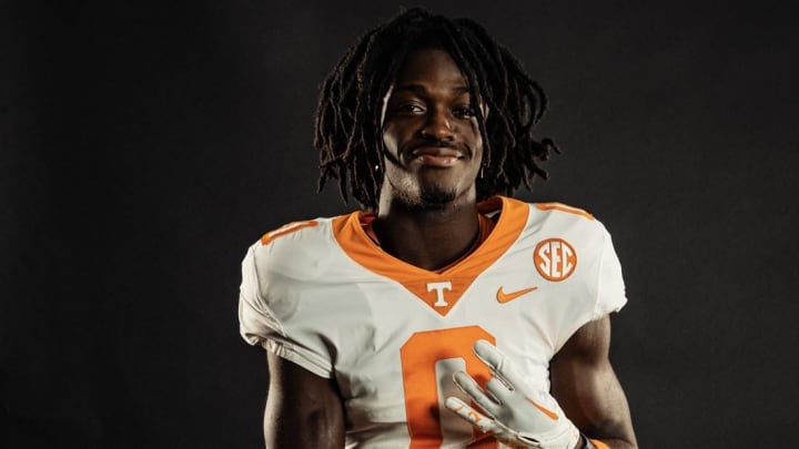 2025 4-star S Lagonza Hayward during his official visit to Tennessee. (Photo courtesy of Lagonza Hayward)