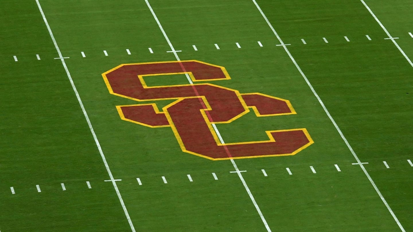 USC Football Fan Favorite WR Returning To Trojans As Director Of