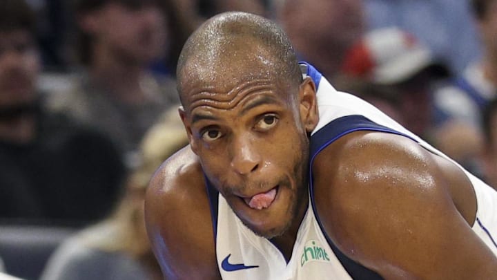 Dallas Mavericks, Khris Middleton