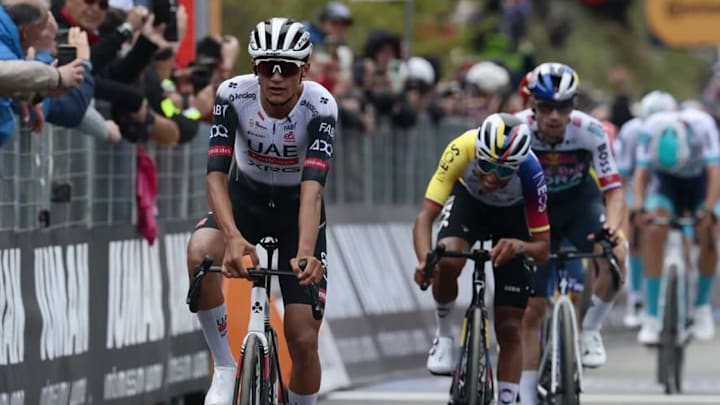 Isaac del Toro se mantiene en el tercer lugar de la Vuelta a Burgos