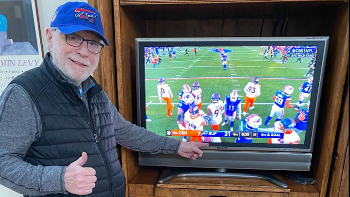 Wolf Blitzer has the perfect gameday situation. Wolf Blitzer has the perfect gameday situation.