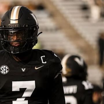Marlen Sewell returns for a fifth season at Vanderbilt.