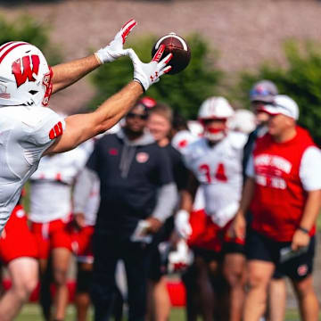 Wisconsin Badgers tight end Lance Mason hauls in a catch during fall camp. Photo courtesy of UW Athletics.