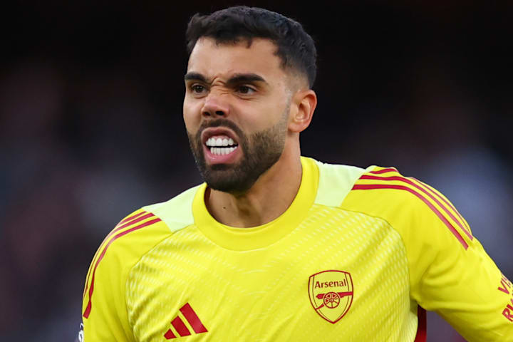 David Raya celebrating.