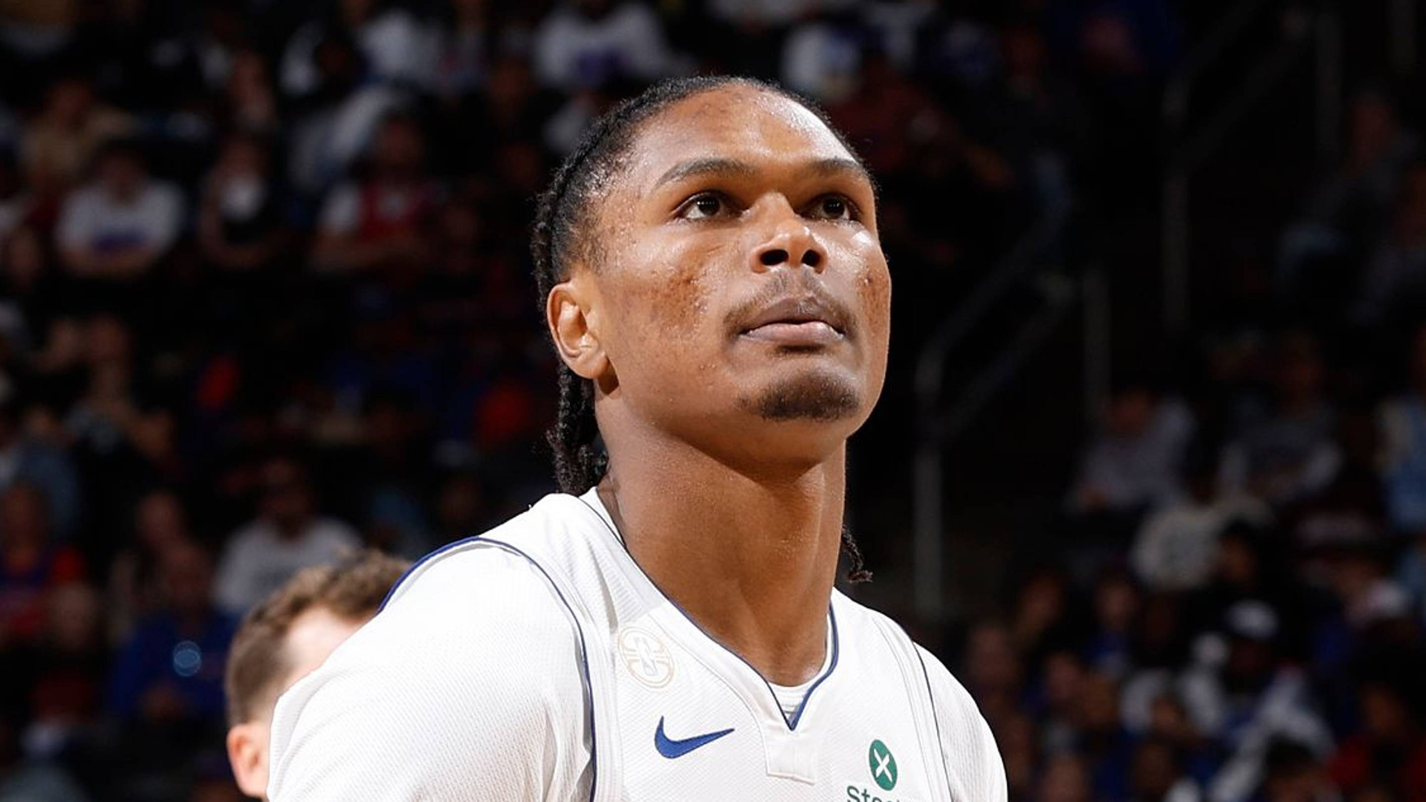 Ausar Thompson shows early signs of progress in new Pistons role