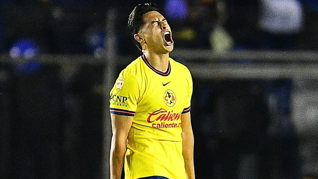 Ramón Juárez celebrates his game winning goal