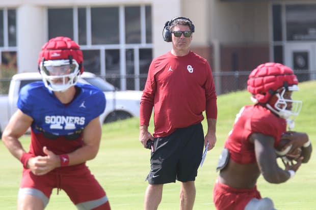 Oklahoma Sooners Seth Littrell