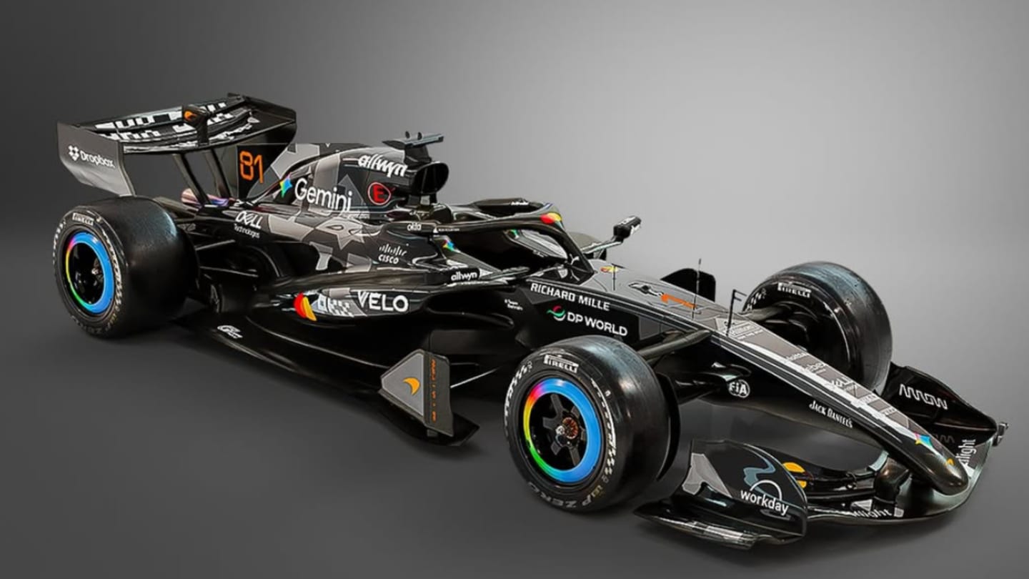 Mercedes marca el paso en Montmeló mientras McLaren suma rodaje