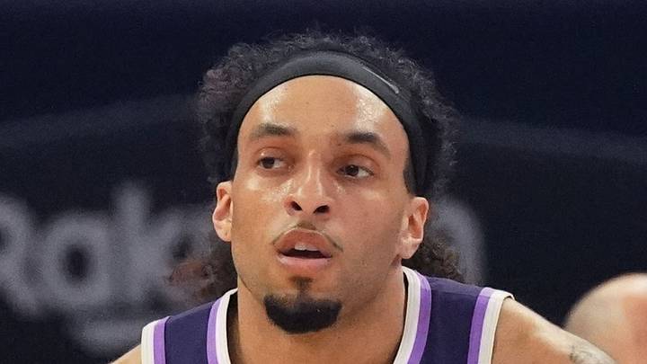 Apr 7, 2026; San Francisco, California, USA;  Sacramento Kings guard Devin Carter (22) dribbles upcourt against the Golden State Warriors in the first quarter at Chase Center. Mandatory Credit: David Gonzales-Imagn Images