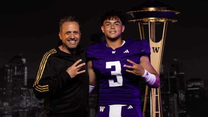 Jedd Fisch and Dash Beierly pose during the QB's campus visit. 