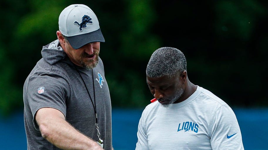 Lions coach Dan Campbell and Aaron Glenn