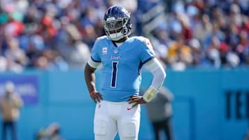 Tennessee Titans quarterback Cam Ward