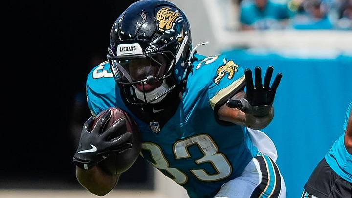 Jacksonville Jaguars running back Bhayshul Tuten (33) rushes in the second quarter during an NFL football game at EverBank Stadium, Sunday, September 27, 2026, in Jacksonville, Fla. [Doug Engle/Florida Times-Union]